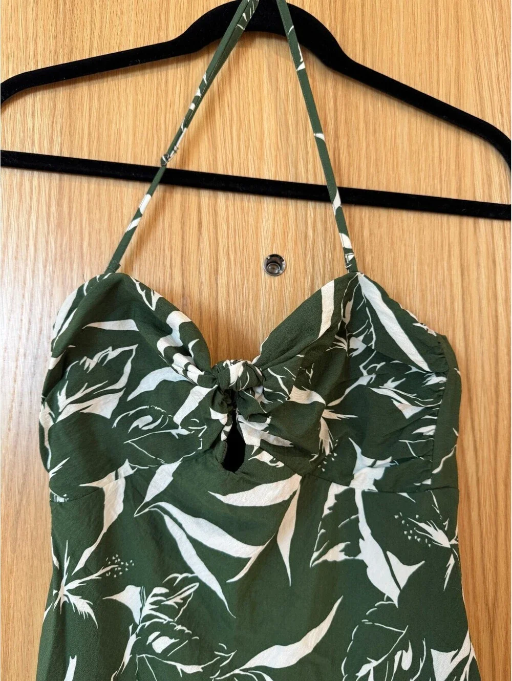Abercrombie & Fitch Twist-Front Maxi Dress Halter Strapless Green Tropical XS